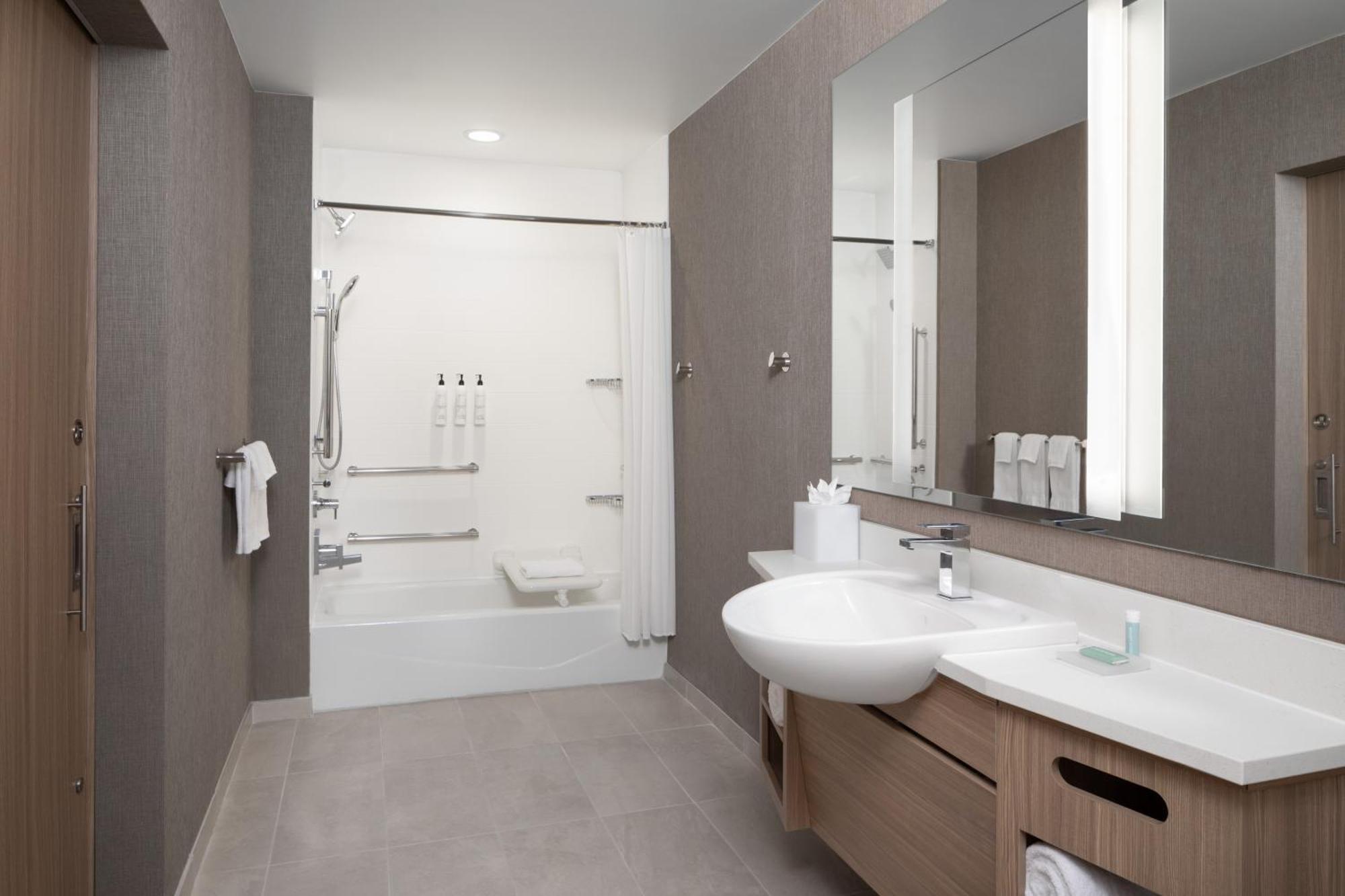 Springhill Suites By Marriott Raleigh 加纳 外观 照片